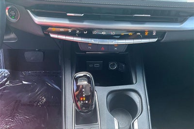 2025 Cadillac XT4 Premium Luxury