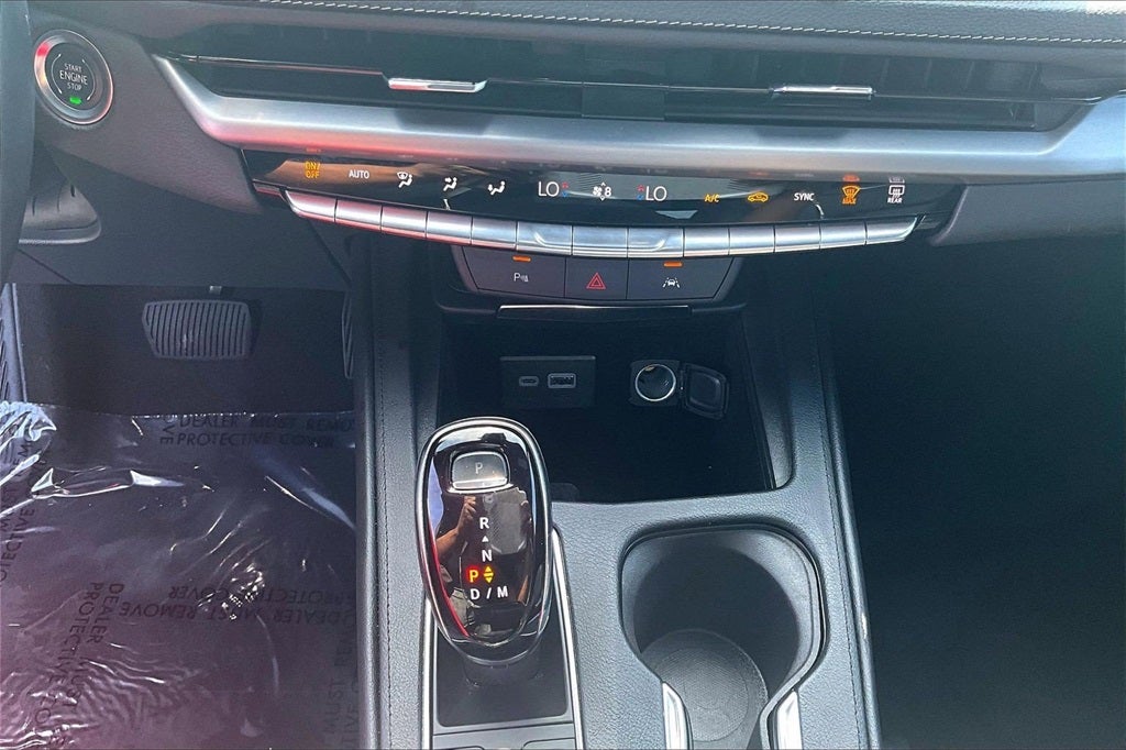 2025 Cadillac XT4 Premium Luxury