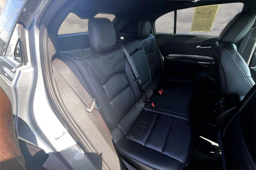 2025 Cadillac XT4 Premium Luxury