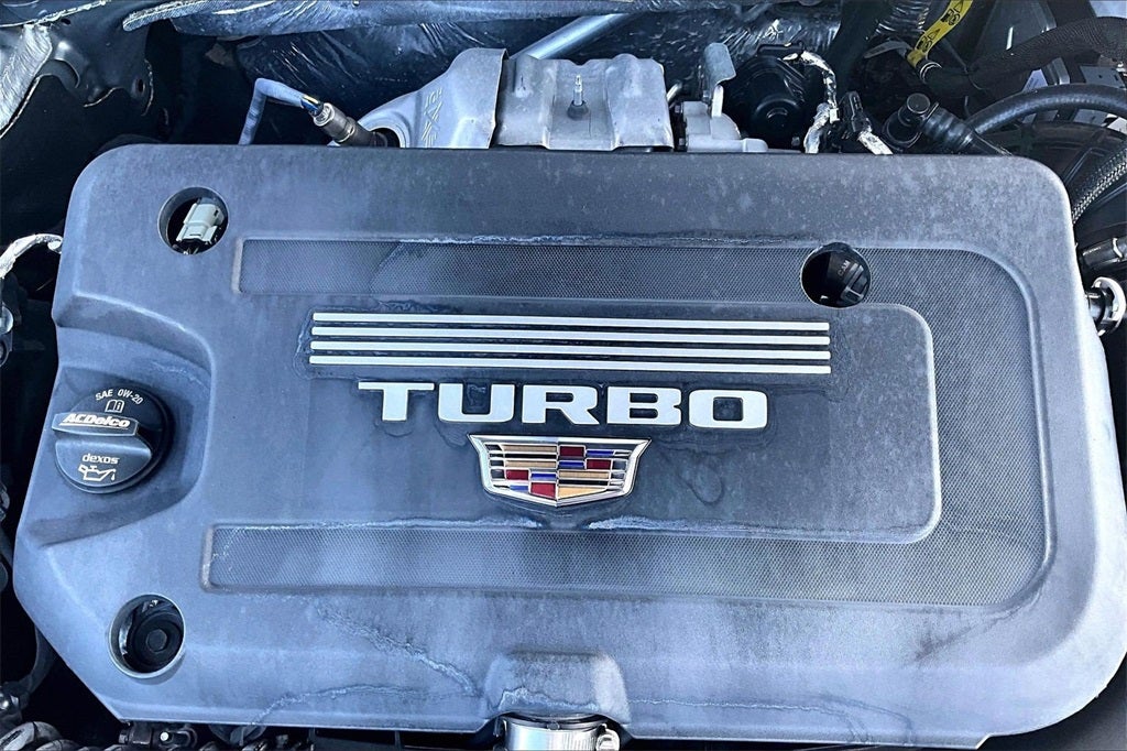 2025 Cadillac XT4 Premium Luxury