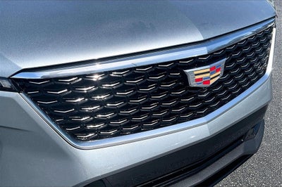 2025 Cadillac XT4 Premium Luxury