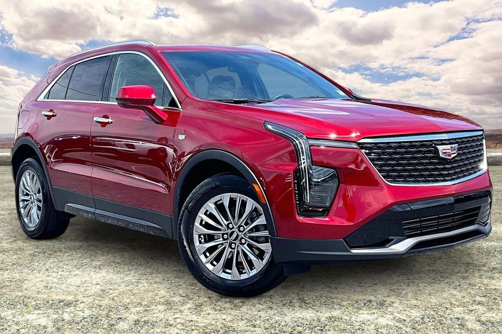 2025 Cadillac XT4 Premium Luxury