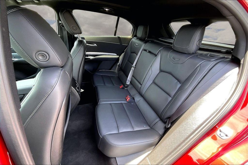 2025 Cadillac XT4 Premium Luxury