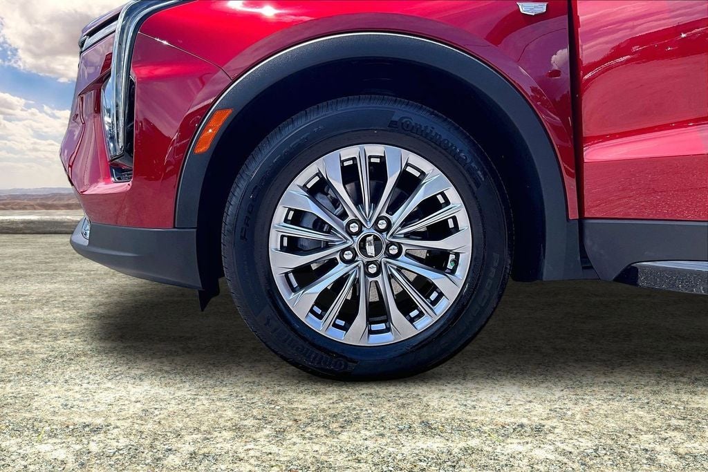 2025 Cadillac XT4 Premium Luxury