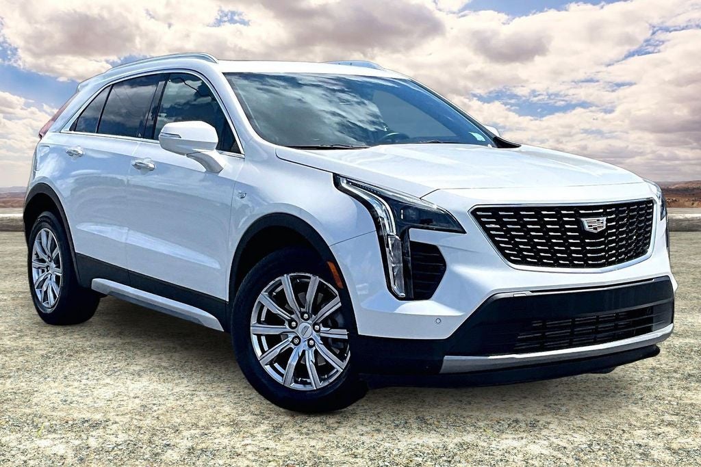 2022 Cadillac XT4 Premium Luxury