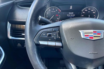 2022 Cadillac XT4 Premium Luxury