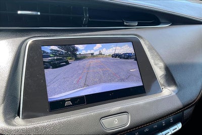 2022 Cadillac XT4 Premium Luxury