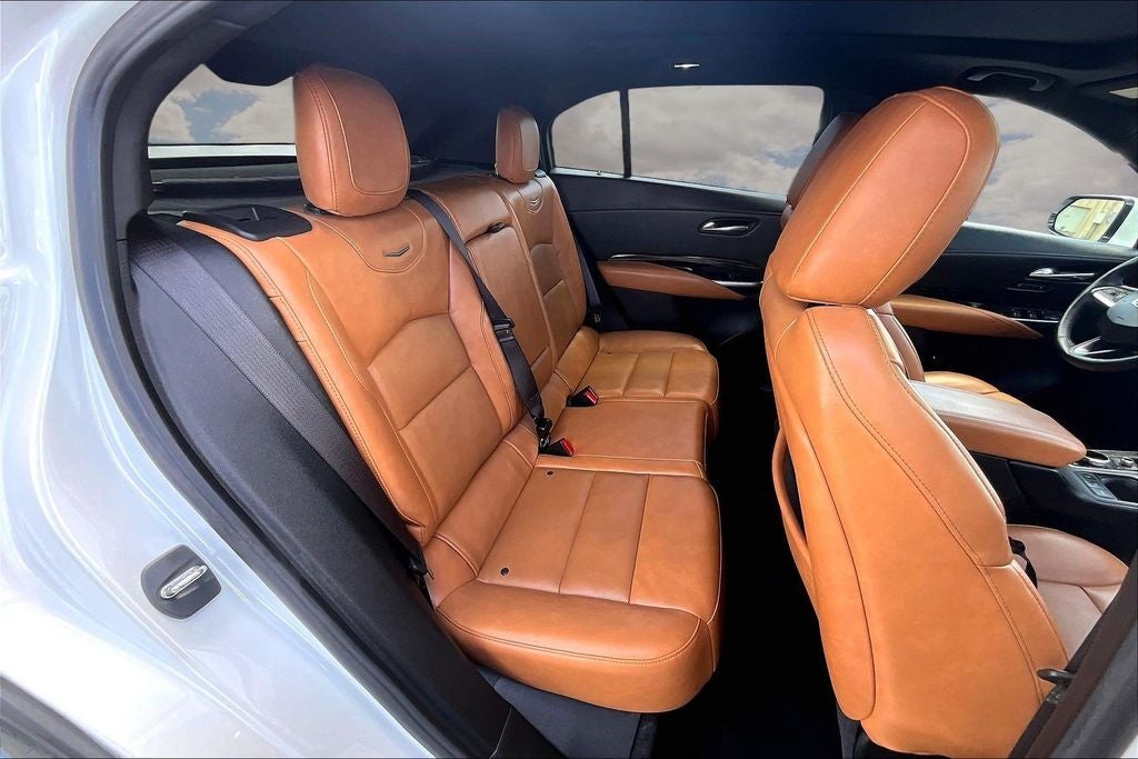 2022 Cadillac XT4 Premium Luxury