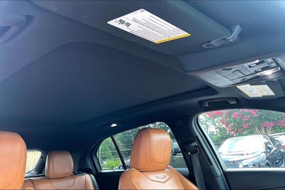 2022 Cadillac XT4 Premium Luxury