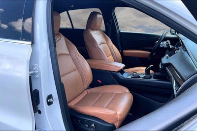 2022 Cadillac XT4 Premium Luxury