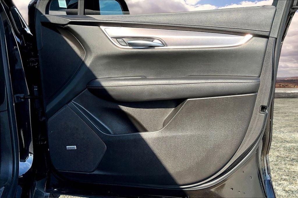 2024 Cadillac XT5 Luxury