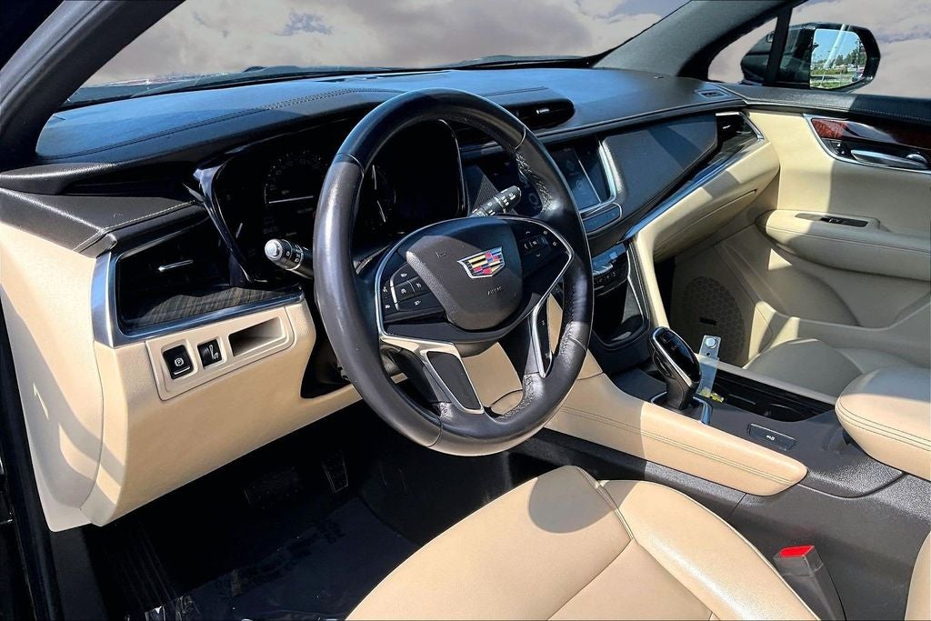 2017 Cadillac XT5 Base