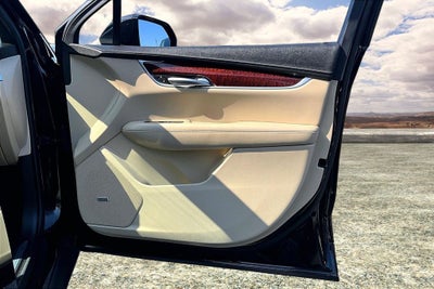 2017 Cadillac XT5 Base