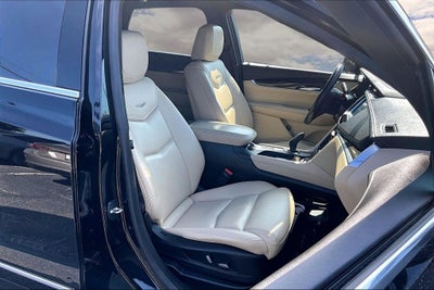 2017 Cadillac XT5 Base