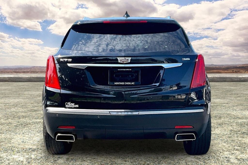 2017 Cadillac XT5 Base