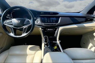2017 Cadillac XT5 Base