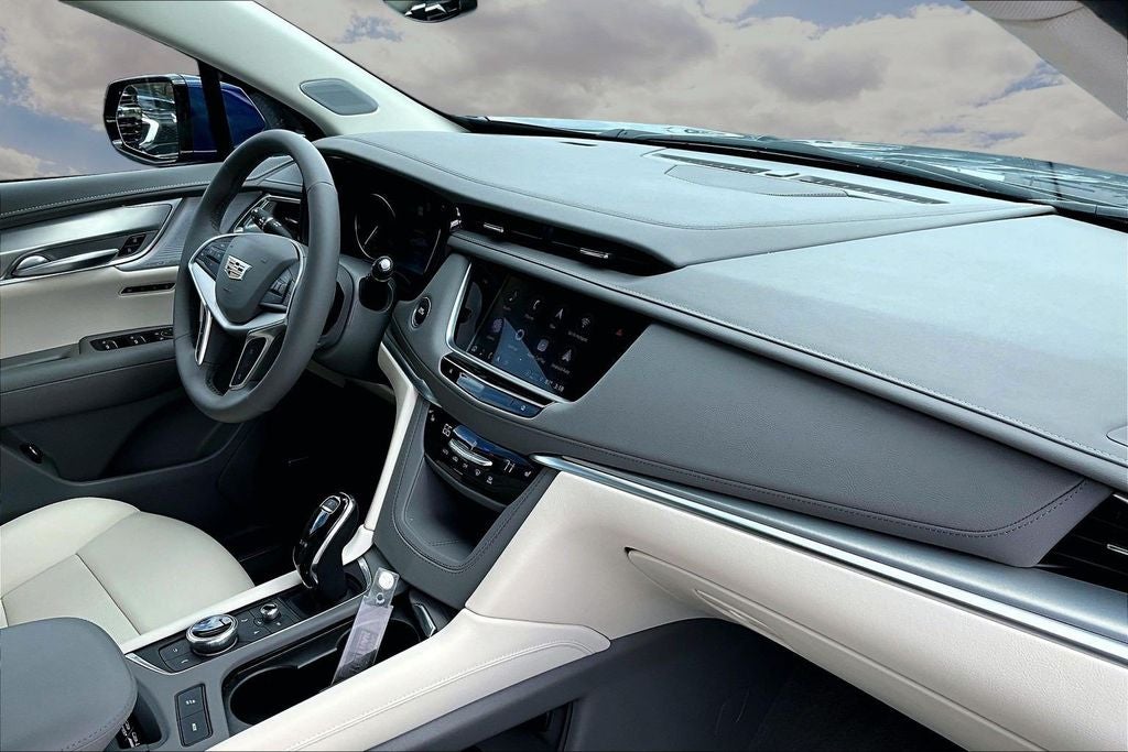 2025 Cadillac XT5 Premium Luxury