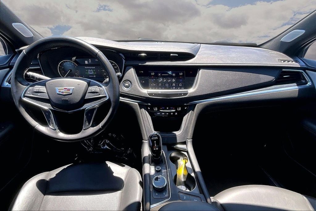 2023 Cadillac XT5 Premium Luxury