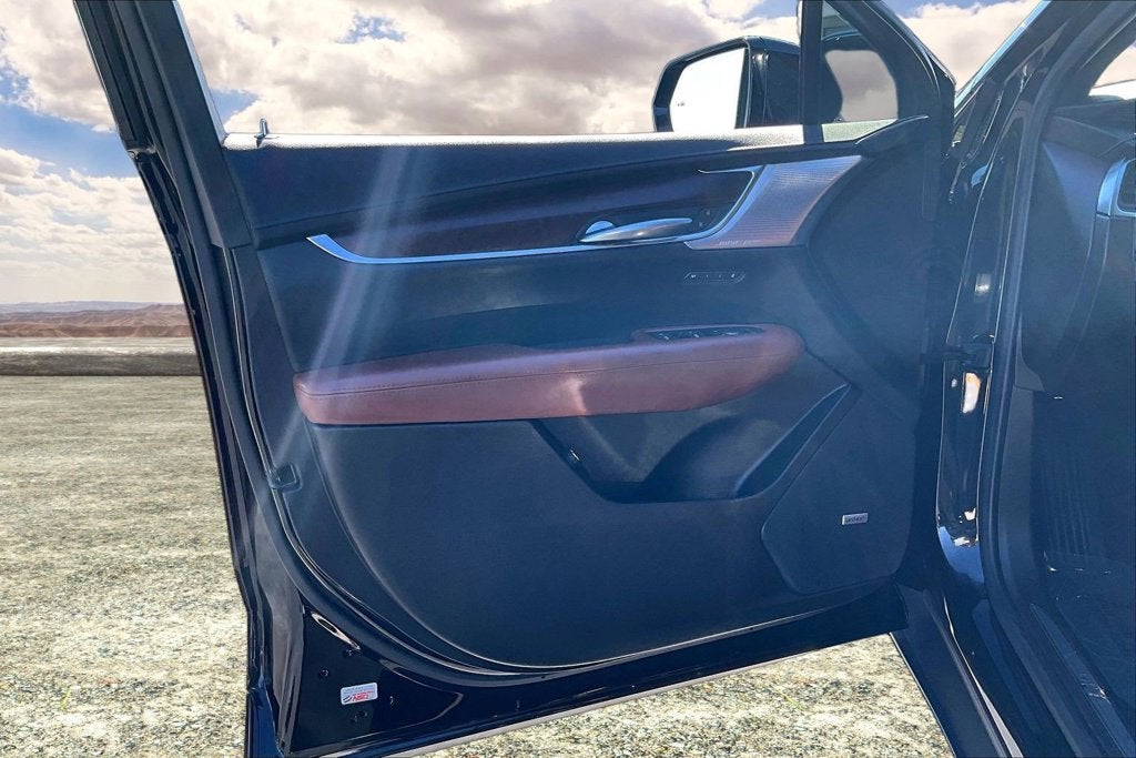 2023 Cadillac XT5 Sport