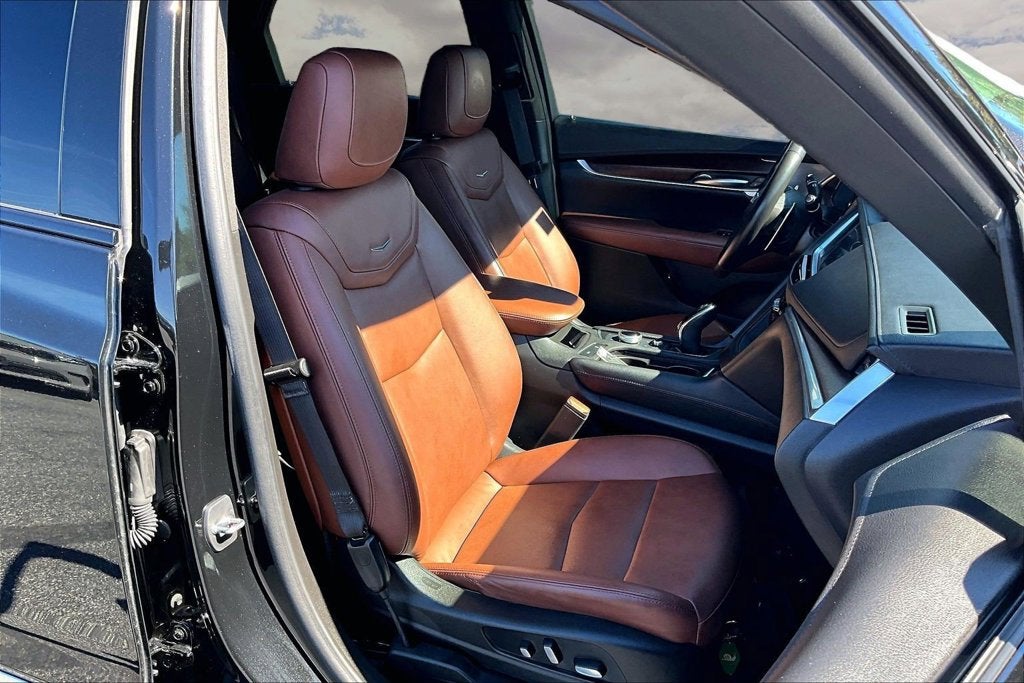 2023 Cadillac XT5 Sport