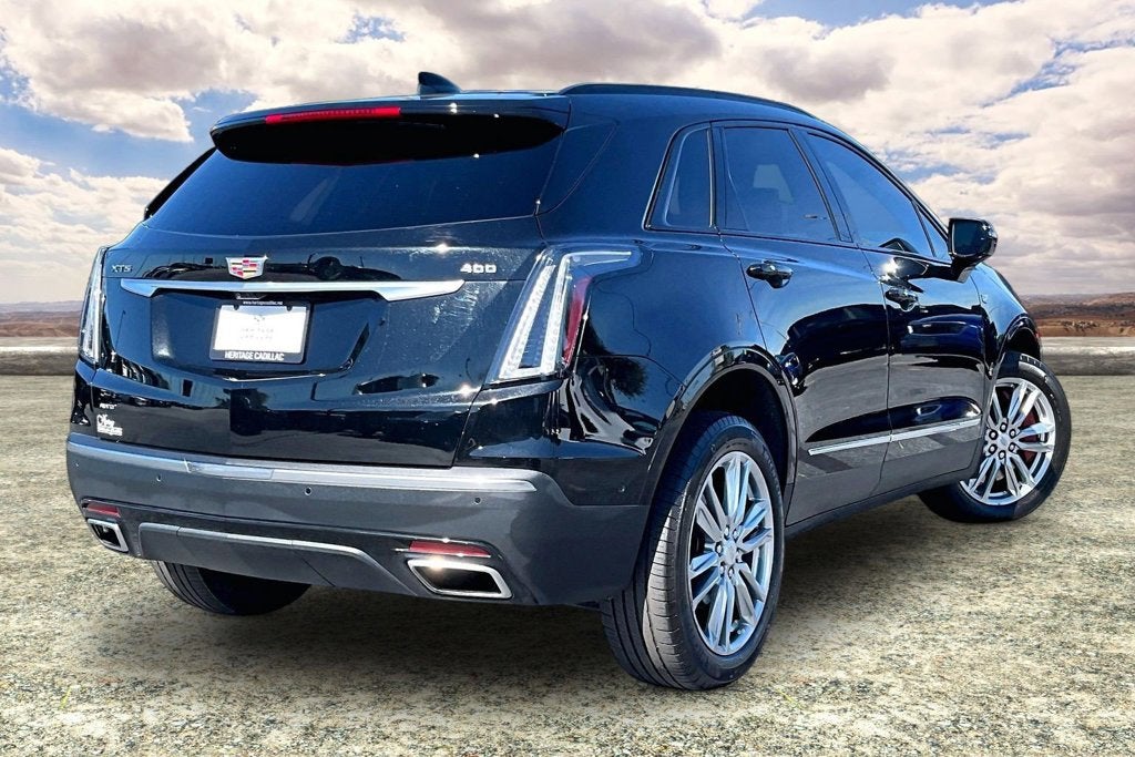 2023 Cadillac XT5 Sport