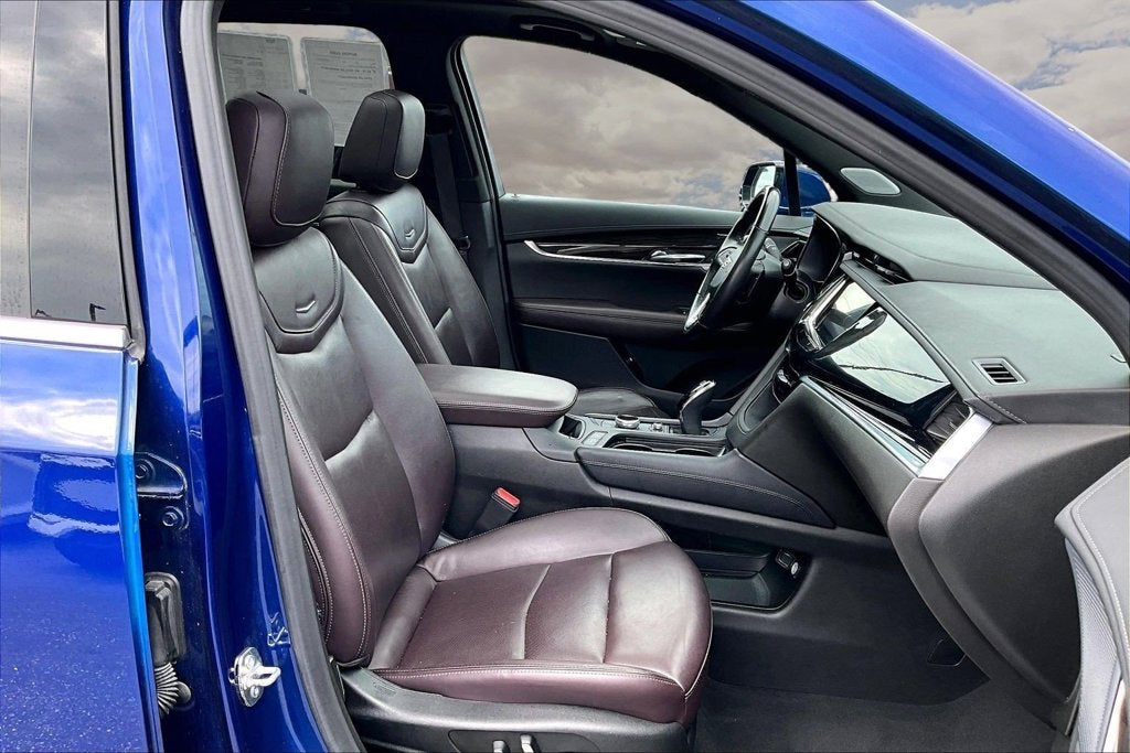 2023 Cadillac XT6 Premium Luxury