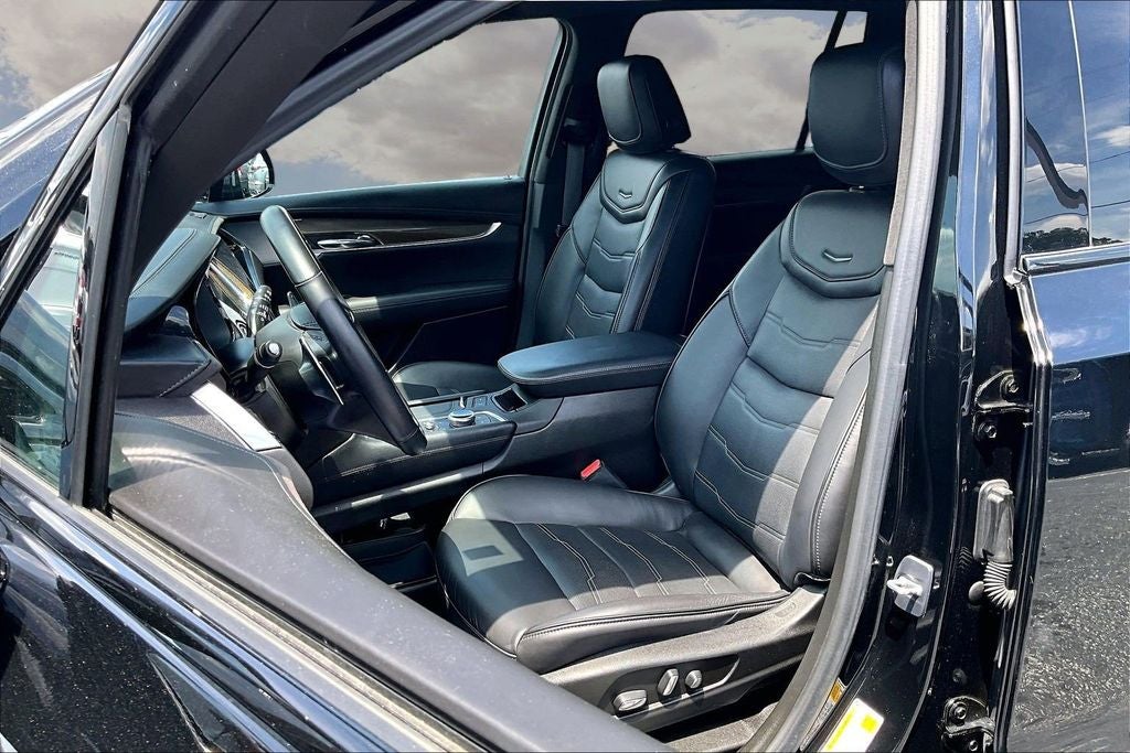 2023 Cadillac XT6 Sport