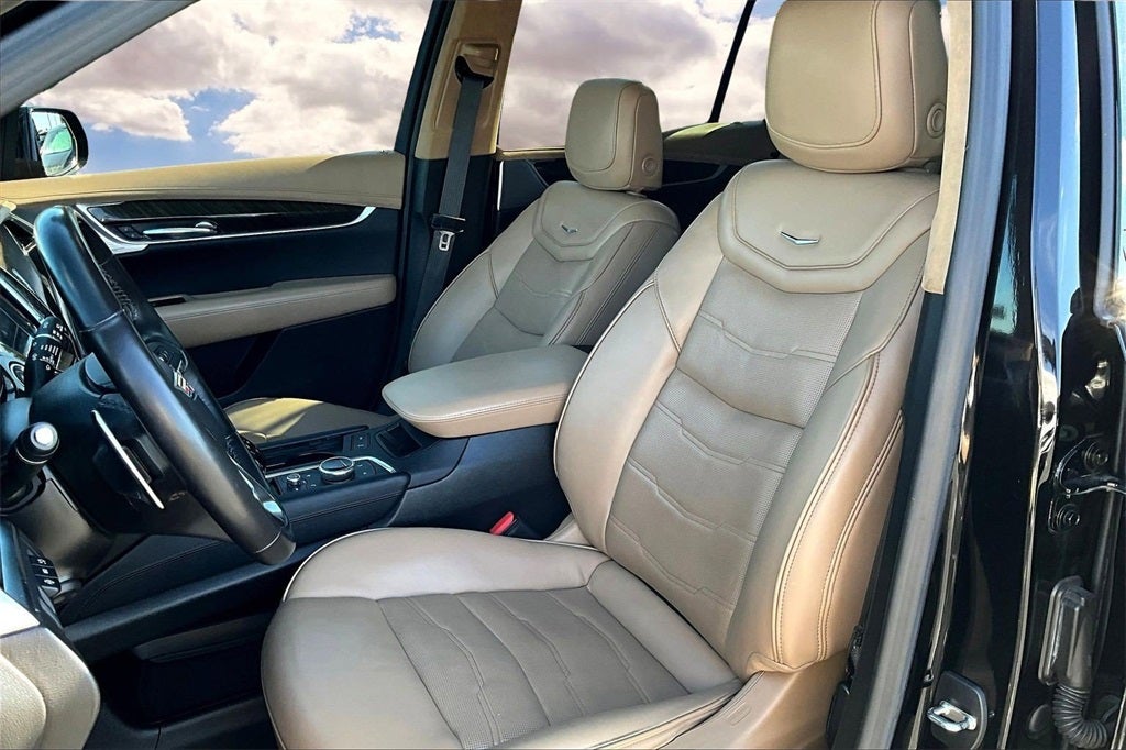 2023 Cadillac XT6 Sport