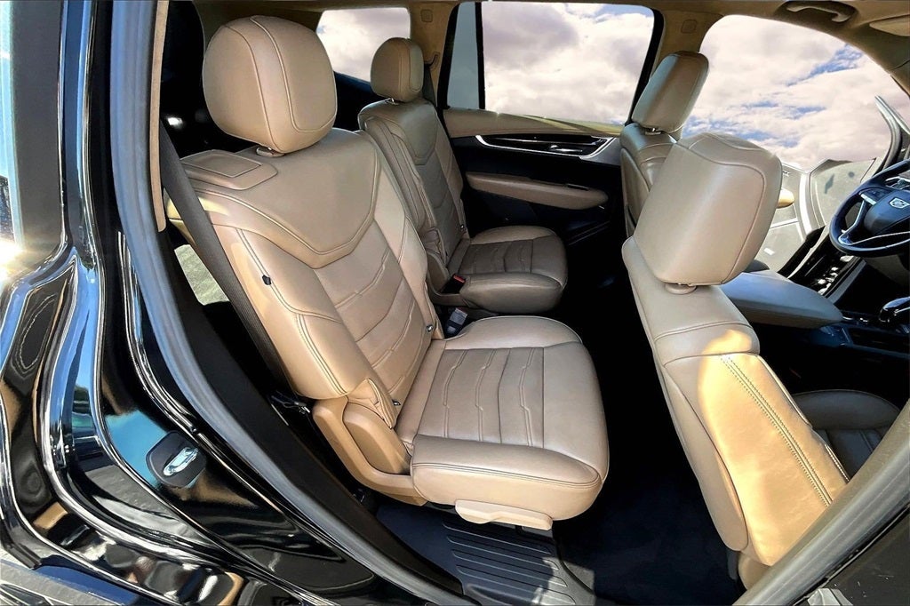 2023 Cadillac XT6 Sport