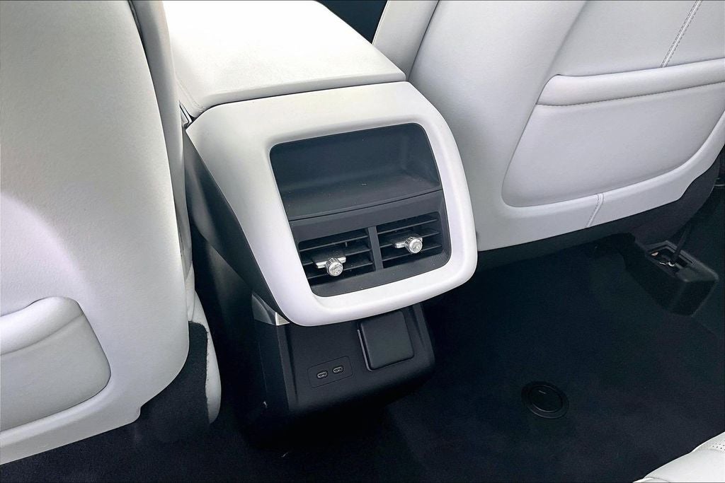 2023 Cadillac LYRIQ Luxury