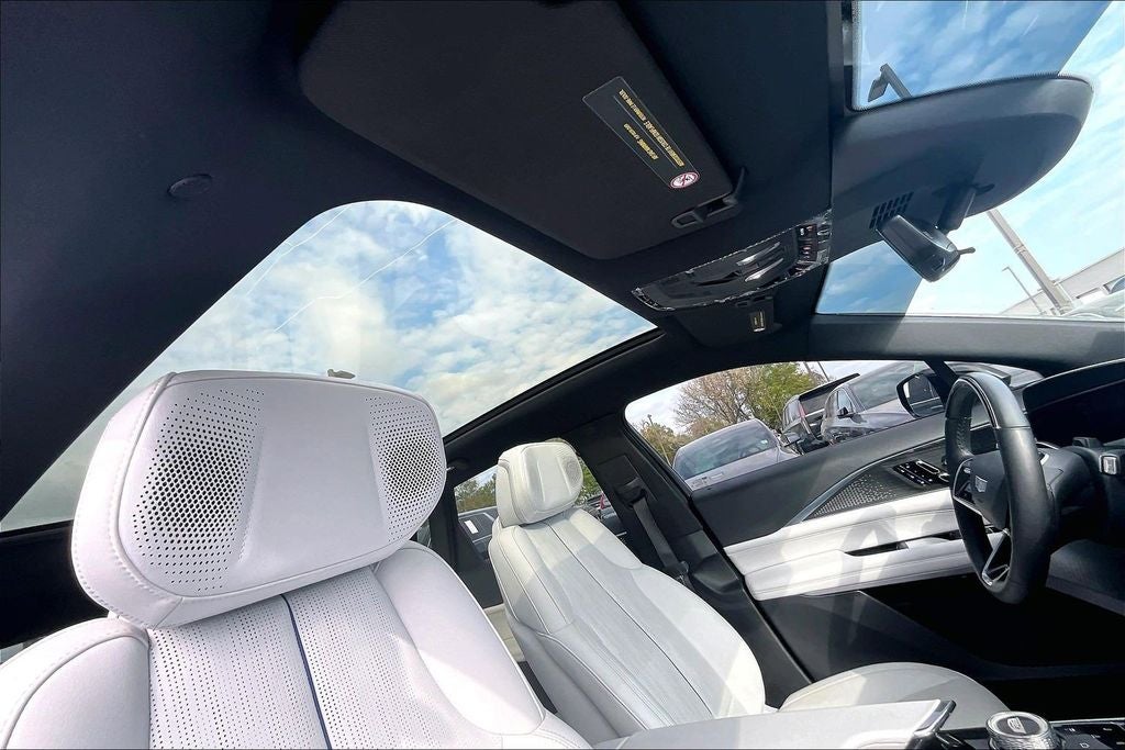 2023 Cadillac LYRIQ Luxury