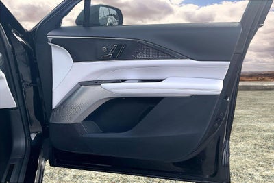 2023 Cadillac LYRIQ Luxury