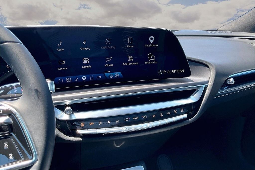 2024 Cadillac LYRIQ Tech