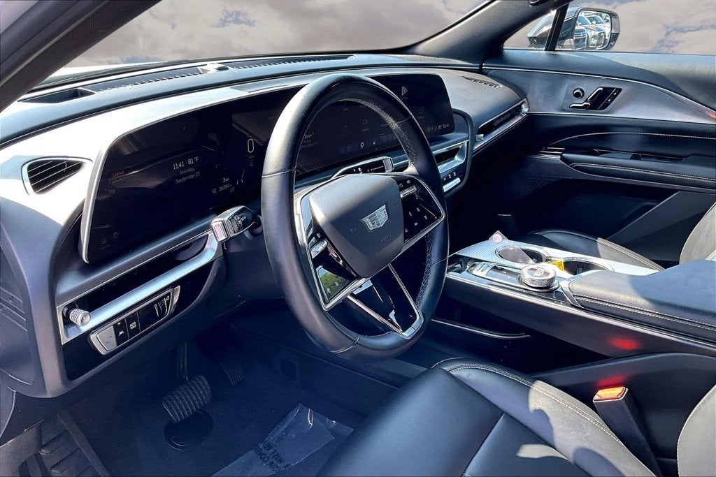 2024 Cadillac LYRIQ Tech