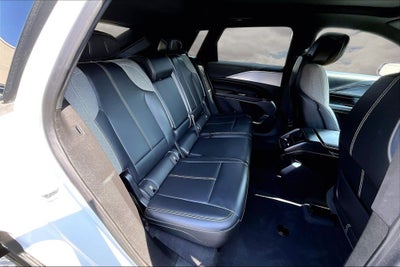 2024 Cadillac LYRIQ Tech