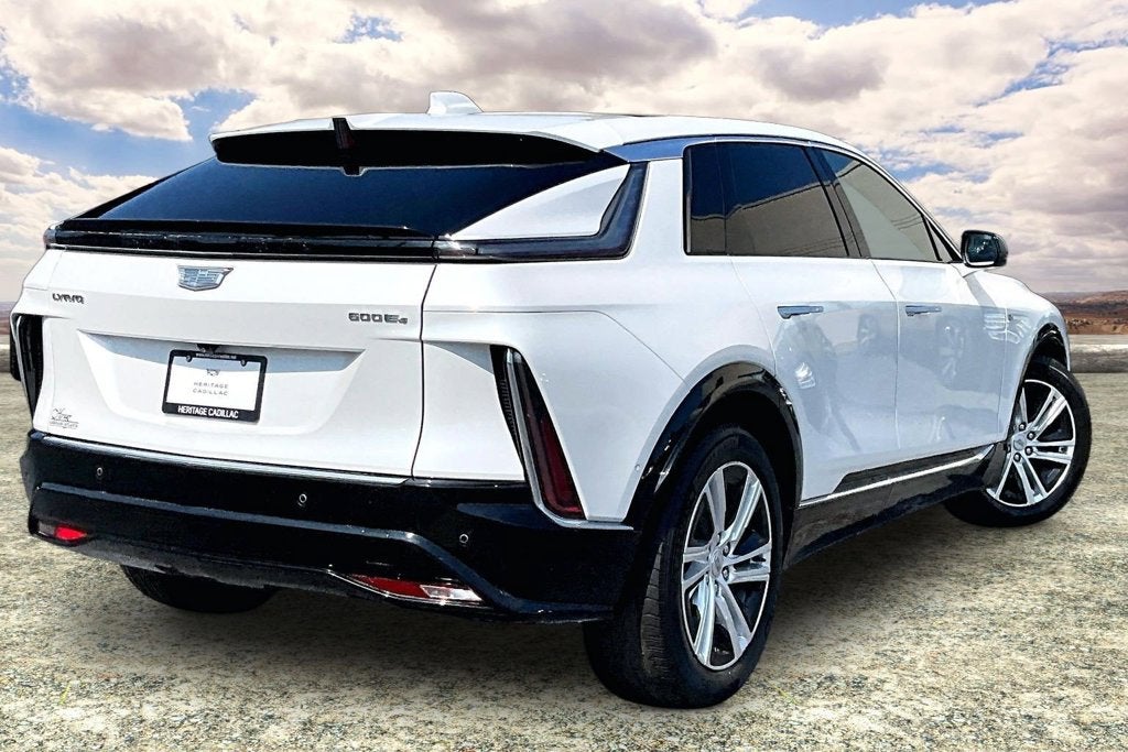 2024 Cadillac LYRIQ Tech