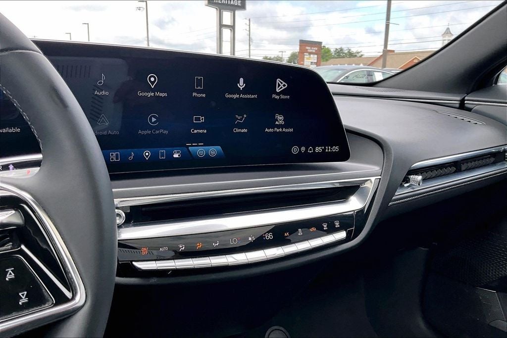 2024 Cadillac LYRIQ Tech