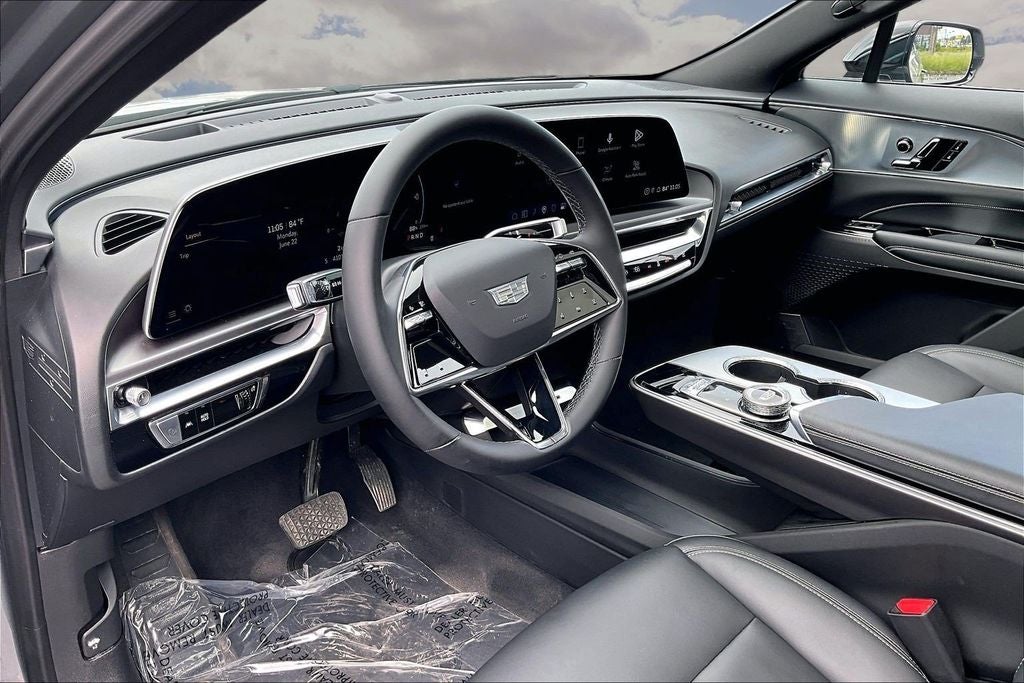 2024 Cadillac LYRIQ Tech