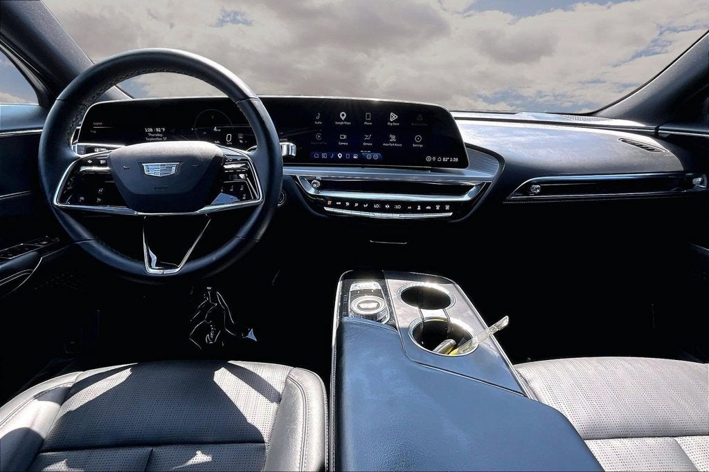 2024 Cadillac LYRIQ Luxury