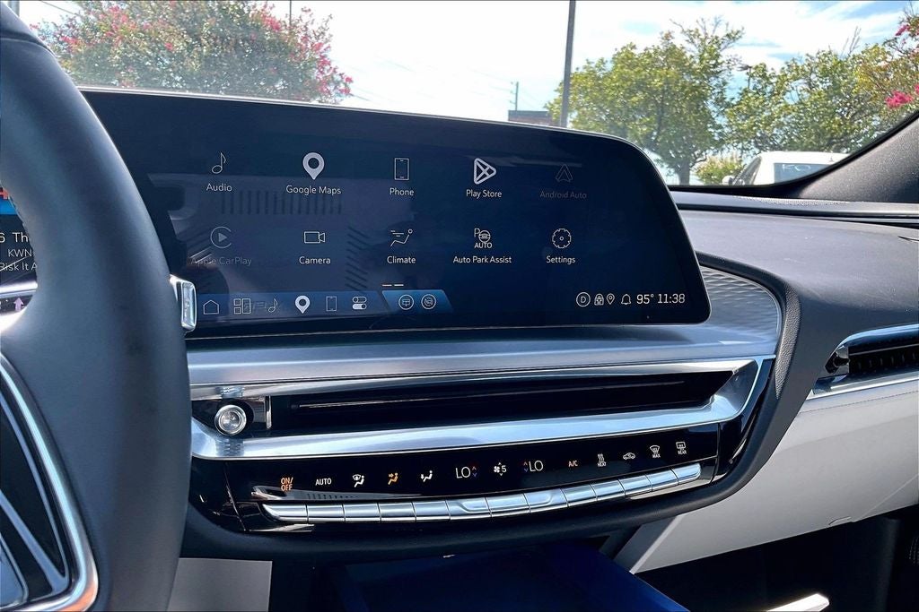 2024 Cadillac LYRIQ Luxury