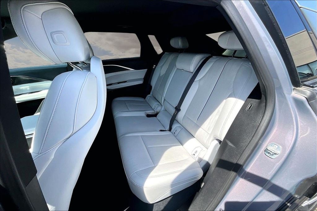 2024 Cadillac LYRIQ Luxury
