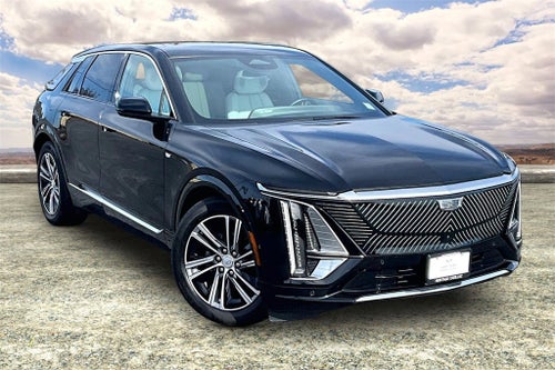 2024 Cadillac LYRIQ Luxury 2