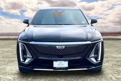 2024 Cadillac LYRIQ Luxury 2