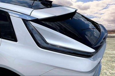 2024 Cadillac LYRIQ Luxury 2