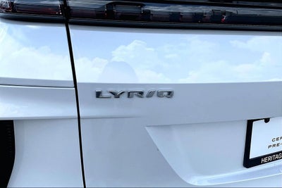 2024 Cadillac LYRIQ Luxury 2