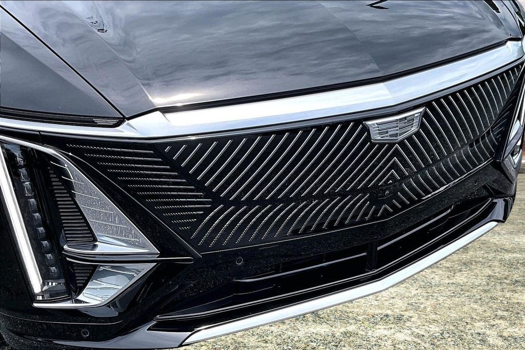 2024 Cadillac LYRIQ Luxury 3