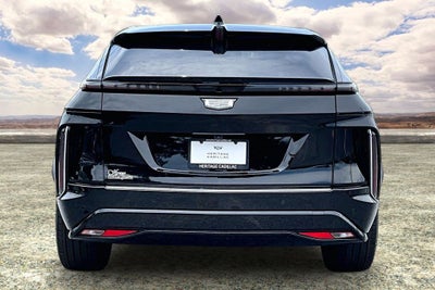 2024 Cadillac LYRIQ Luxury 3