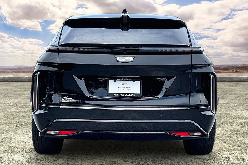 2024 Cadillac LYRIQ Luxury 3