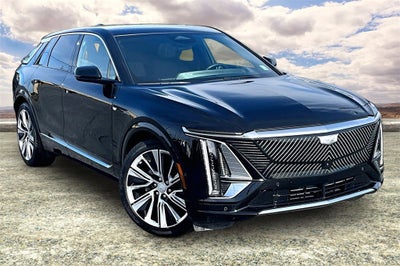 2024 Cadillac LYRIQ Luxury 3