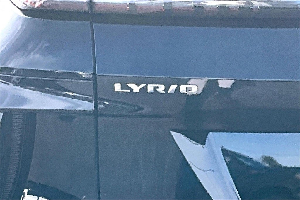 2024 Cadillac LYRIQ Luxury 3